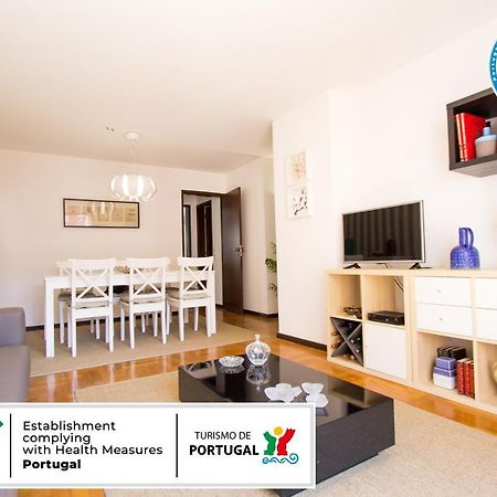 Spacious Apartment In リスボン エクステリア 写真