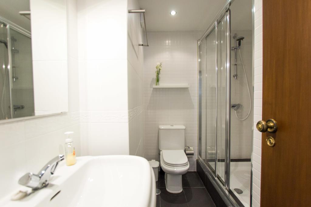 Spacious Apartment In リスボン エクステリア 写真