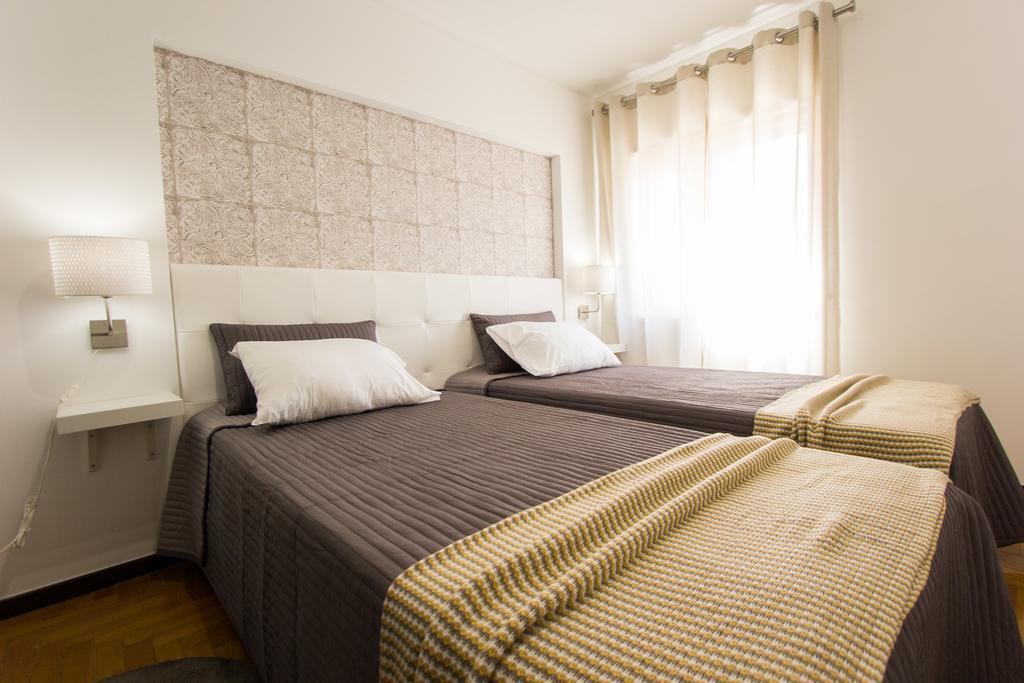 Spacious Apartment In リスボン エクステリア 写真